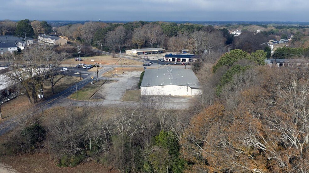 More Photos Of 160 Hampton St, McDonough Freestanding For Sale