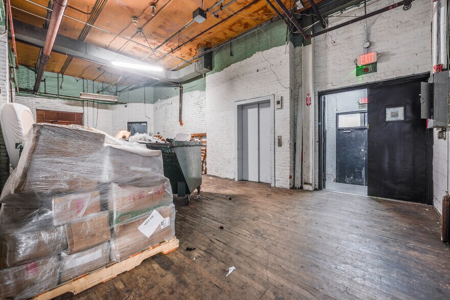 More Photos Of 560 55th St, West New York Manufacturing For Sale