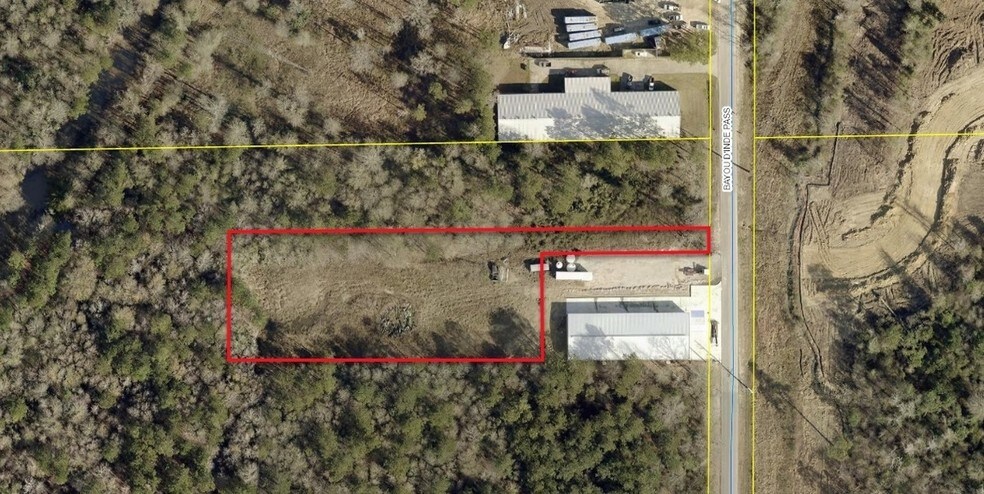 More Photos Of 1861 Bayou Dinde Pass, Lake Charles Warehouse For Lease