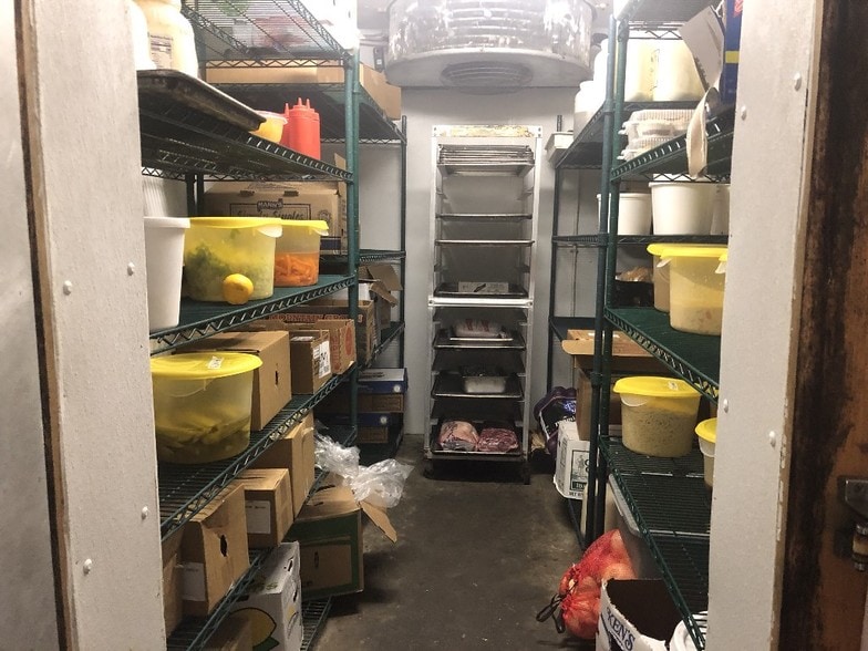 More Photos Of 127 Troy St, Canton Hotel For Sale