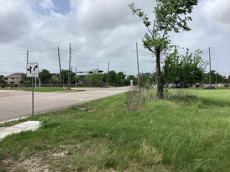 More Photos Of Cullen Pky & Fite Rd, Pearland Land For Sale