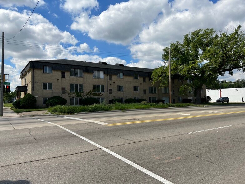More Photos Of 18401 Joy Rd, Detroit Apartments For Sale