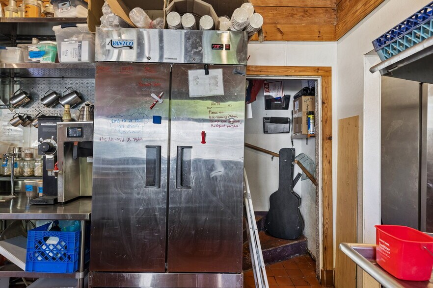 More Photos Of 217 W Hopkins St, San Marcos Restaurant For Sale