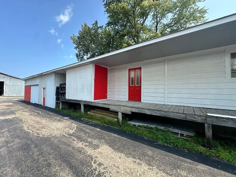 More Photos Of 320 Maple Ave, Cassadaga Storefront For Sale