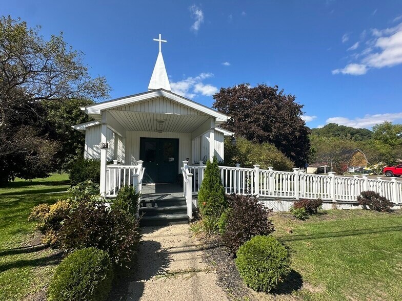 Primary Photo Of 7371 Main St, Almond Religious Facility For Sale