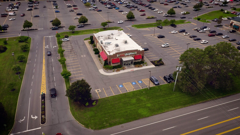 More Photos Of 340 Towne Dr, Fayetteville Unknown For Lease