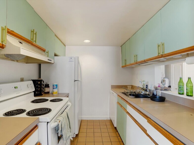 More Photos Of 100 S George St, York Apartments For Sale