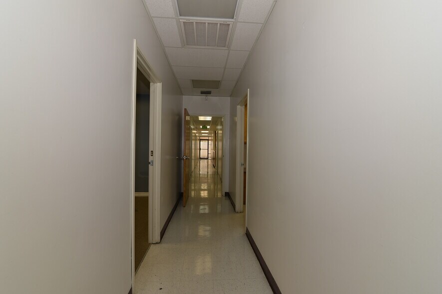 More Photos Of , Bakersfield Office For Sale