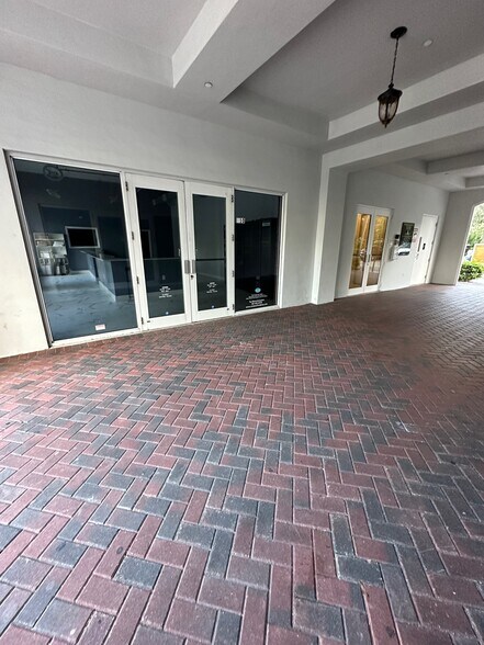 More Photos Of 401 W Atlantic Ave, Delray Beach Storefront Retail Office For Lease