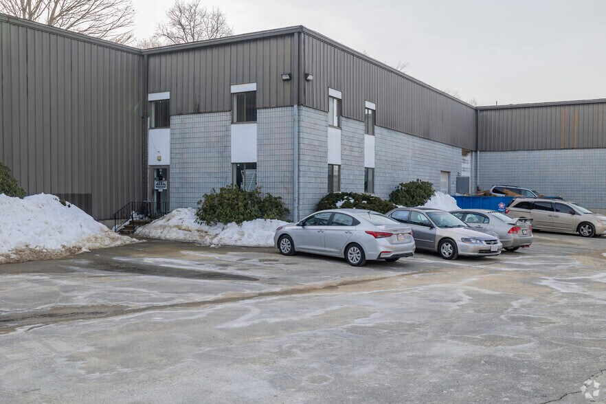 More Photos Of 10 Avco Rd, Haverhill Land For Lease