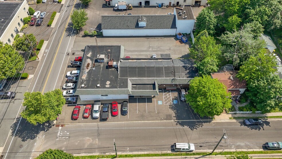 More Photos Of 209 Shewell Ave, Doylestown Restaurant For Sale