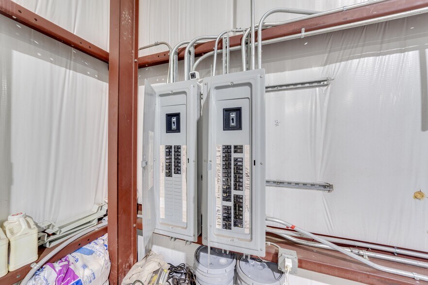 More Photos Of 395 E Lincoln Ave, LaBelle Warehouse For Sale