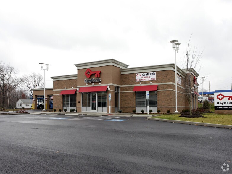 More Photos Of 3857 Darrow Rd, Stow Bank For Sale