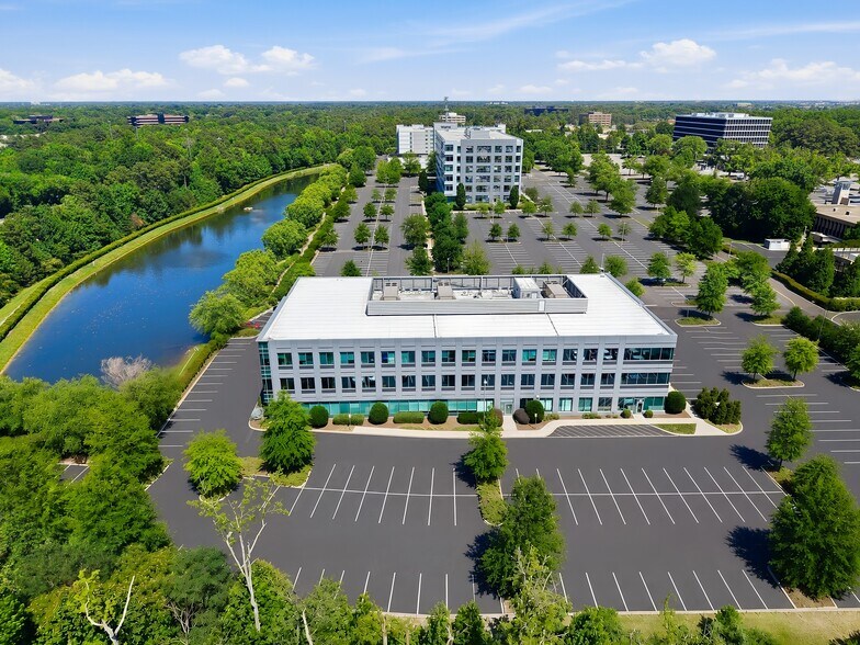 More Photos Of 6900 Forest Ave, Richmond Medical For Lease