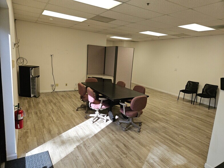 More Photos Of 5510 Skylane Blvd, Santa Rosa Office For Lease