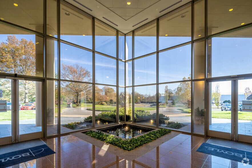 More Photos Of 5110 Maryland Way, Brentwood Office For Lease