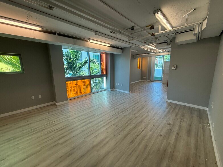 Primary Photo Of 333 NE 24th St, Miami Office Residential For Lease