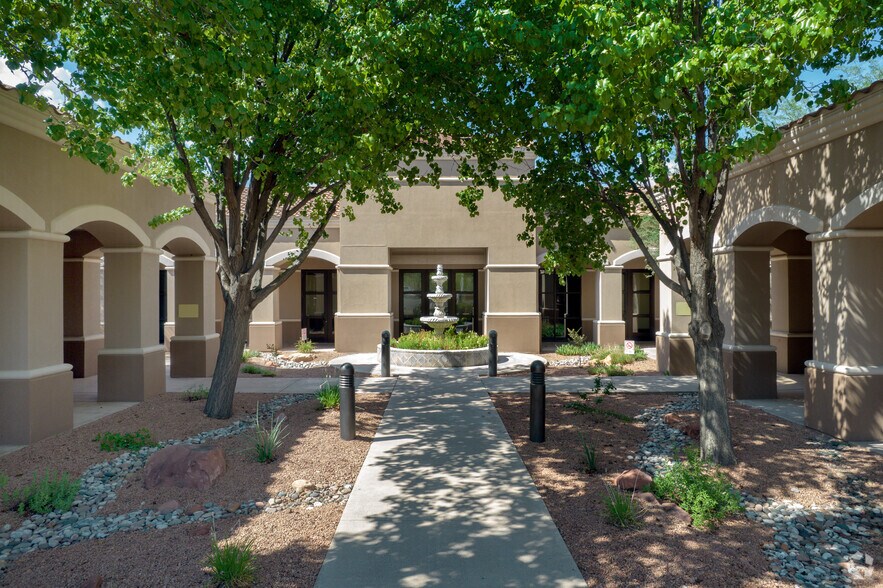 More Photos Of 450 S Willard St, Cottonwood Medical For Lease