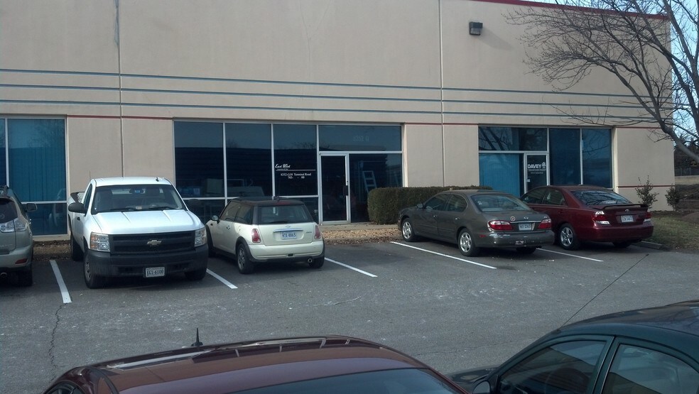 More Photos Of 8352 Terminal Rd, Lorton Unknown For Lease