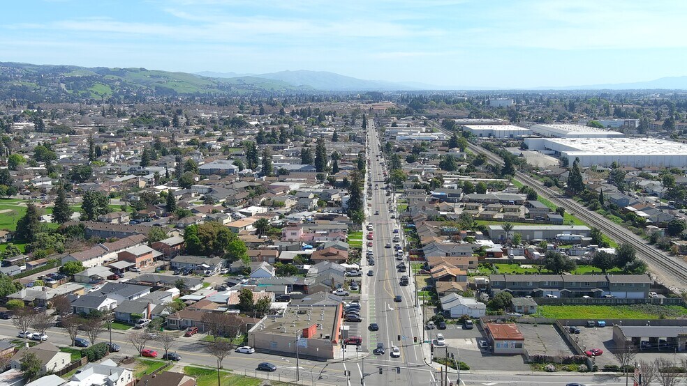 More Photos Of 20008 Meekland Ave, Hayward Unknown For Lease
