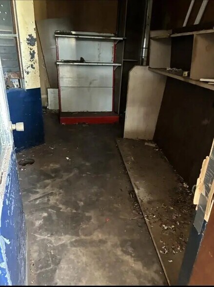 More Photos Of 1115 E Scott Ave, Wichita Falls Flex For Sale