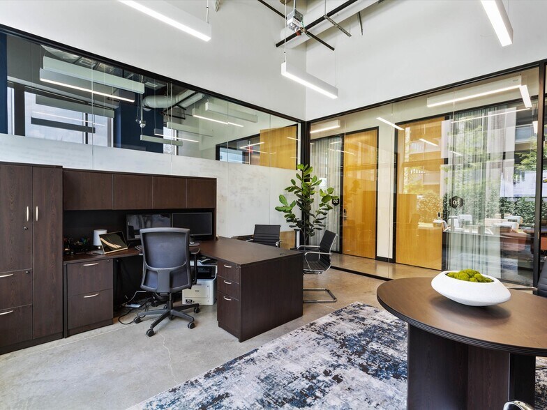 More Photos Of 550 Reserve St, Southlake Loft Creative Space For Lease