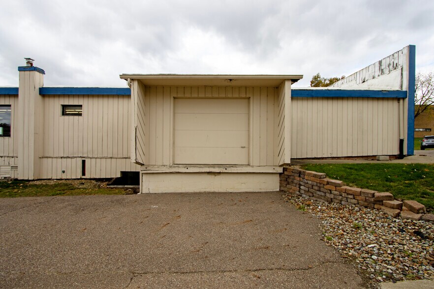 More Photos Of 160 S Columbus St, Wooster Warehouse For Lease