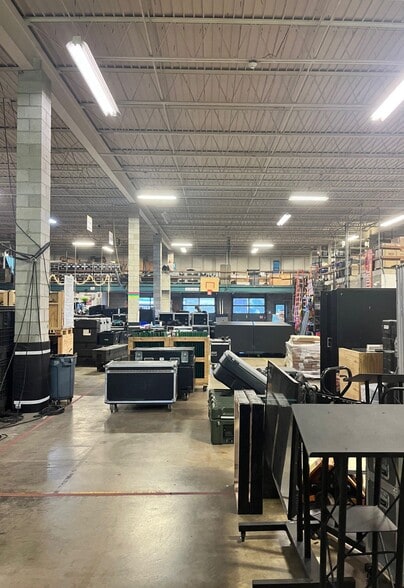More Photos Of 1600 Belleville St, Richmond Distribution For Lease