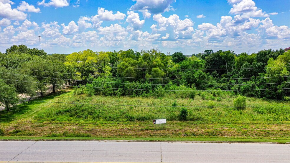 More Photos Of -/+ 3 Acres Walden Rd., Beaumont Land For Sale
