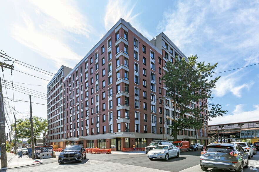 More Photos Of 700 E 241st St, Bronx Apartments For Lease
