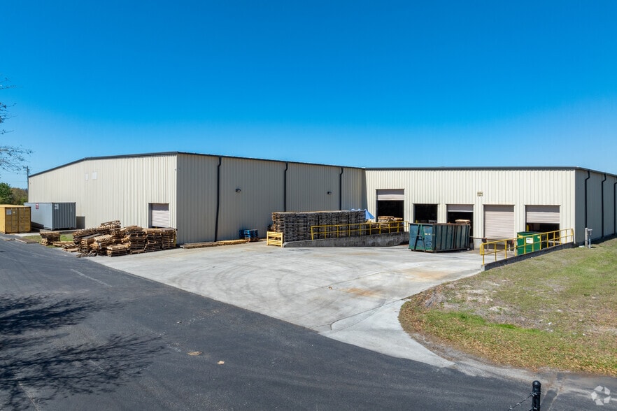 More Photos Of 1920 Gunn Hwy, Odessa Warehouse For Sale