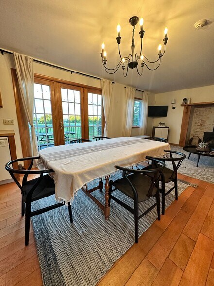 More Photos Of , Geneva Unknown For Sale