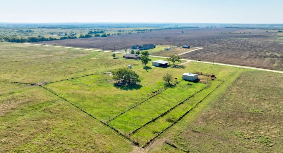 More Photos Of 831 Baker Rd, Pilot Point Land For Sale