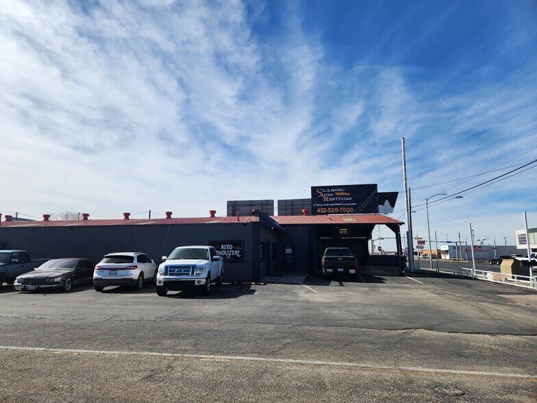 More Photos Of 3415 W Wall St, Midland Flex For Lease