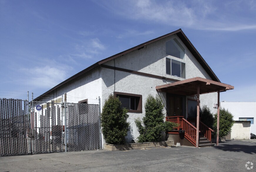 More Photos Of 127 N Manchester Ave, Anaheim Contractor Storage Yard For Lease
