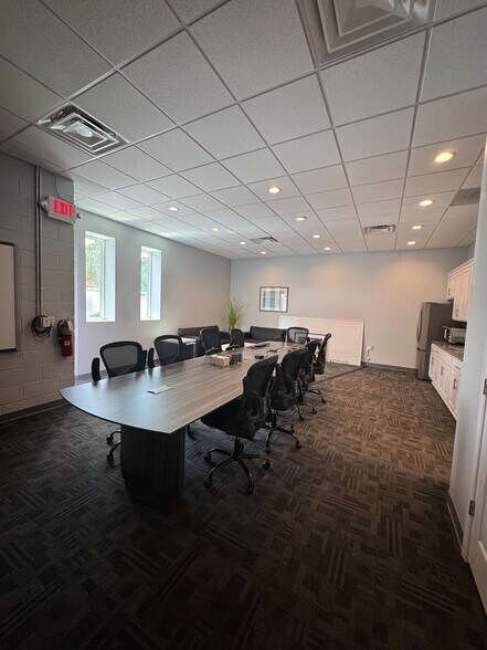 More Photos Of 11235 N St. Johns Industrial Pky, Jacksonville Warehouse For Lease