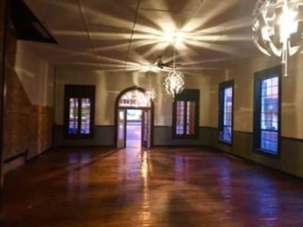 More Photos Of 330 E Main St, Nacogdoches Flex For Sale