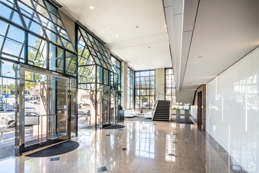 More Photos Of 919 Congress Ave, Austin Office For Lease