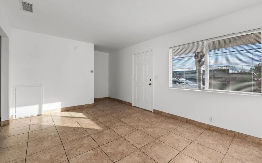More Photos Of 1010-1012 Fern Ave, Imperial Beach Apartments For Sale