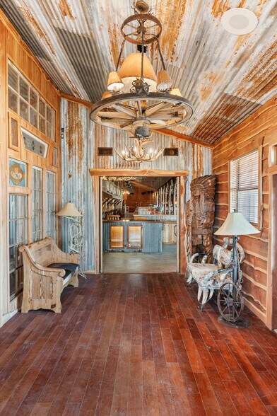 More Photos Of 2692 Highway 105 W, Navasota Specialty For Sale