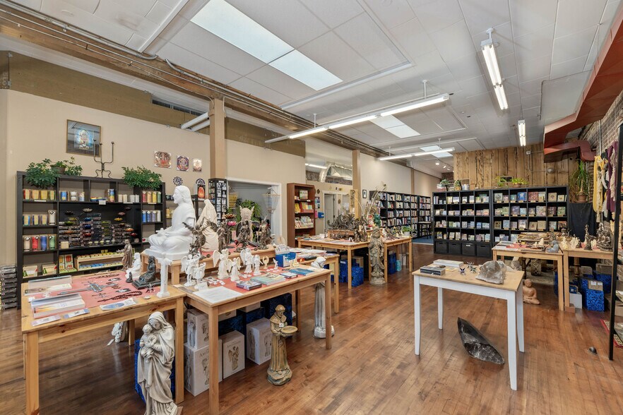 More Photos Of 200 Commercial St, Nevada City Freestanding For Sale