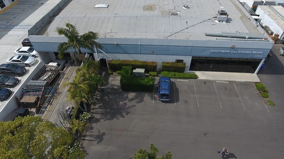 More Photos Of 13903 Maryton Ave, Santa Fe Springs Warehouse For Lease