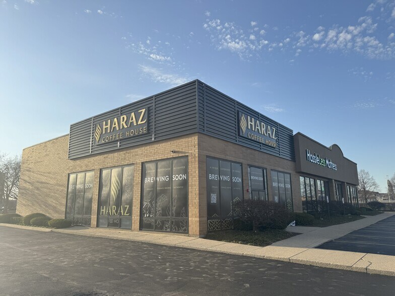 More Photos Of 1076 Route 59, Aurora Freestanding For Lease