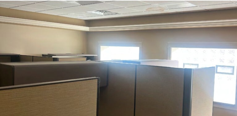 More Photos Of 6810 Metroplex Dr, Romulus Warehouse For Lease