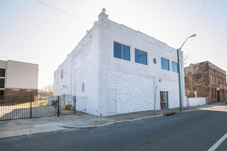 Primary Photo Of 179 Vance Ave, Memphis Office For Sale