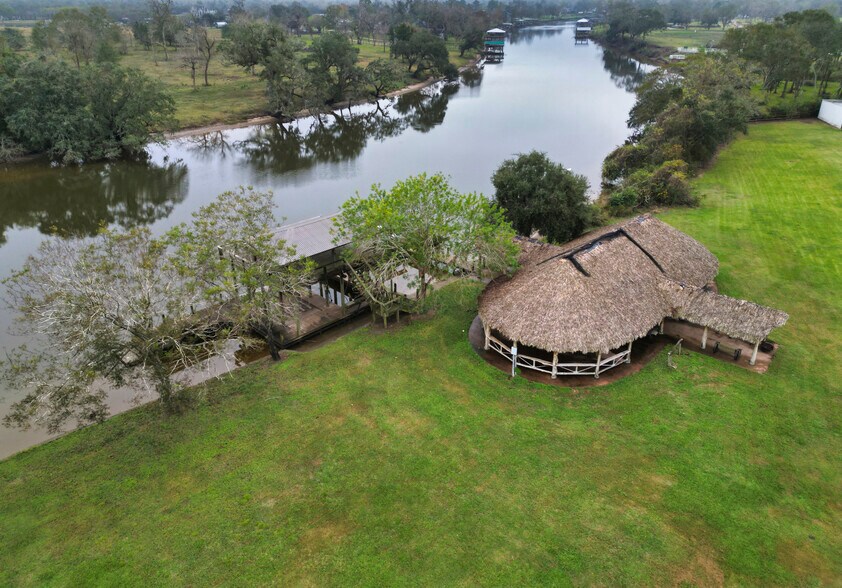 More Photos Of 3559 FM 521 Rd, Brazoria Specialty For Sale