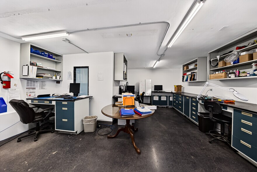 More Photos Of 936-940 NW 1st St, Fort Lauderdale Warehouse For Sale