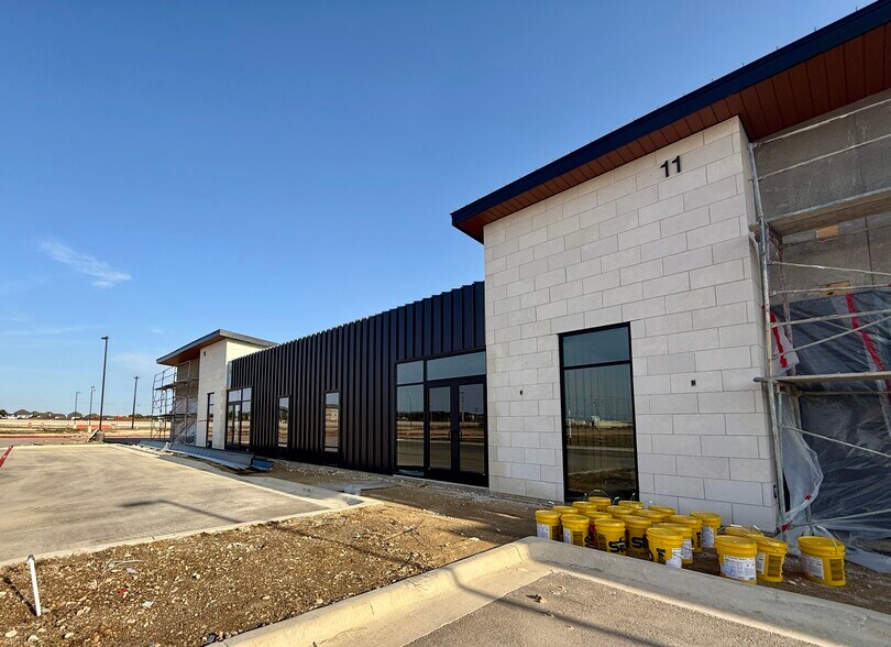 More Photos Of 10861 183A Toll Rd, Leander Medical For Lease