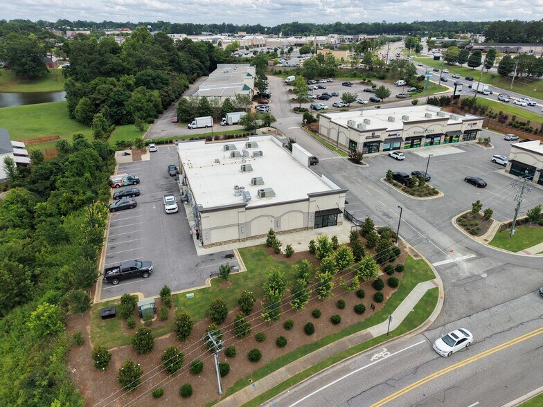 More Photos Of 1212 Gatewood Drive, Auburn General Retail For Lease