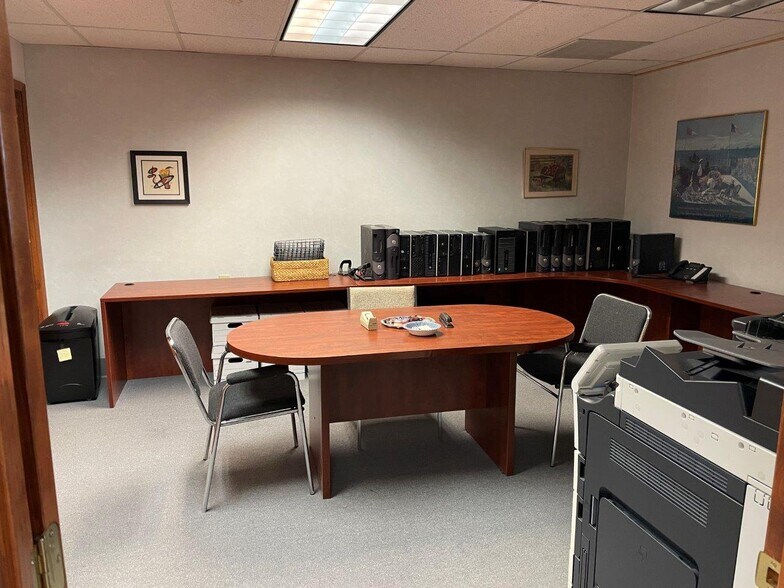 More Photos Of 57 North St, Danbury Medical For Sale